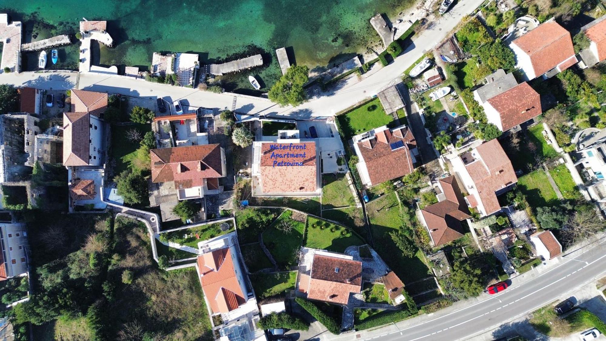Waterfront Apartment Petrovina Kotor Eksteriør bilde